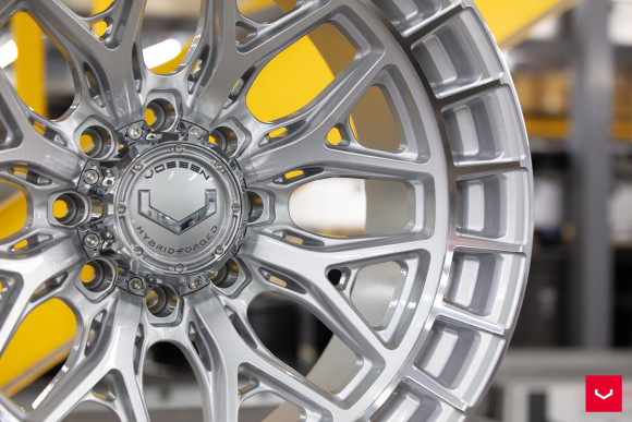 Диски Vossen HFX-1 22x12, Цвет: Silver Polished (8 болтов) 