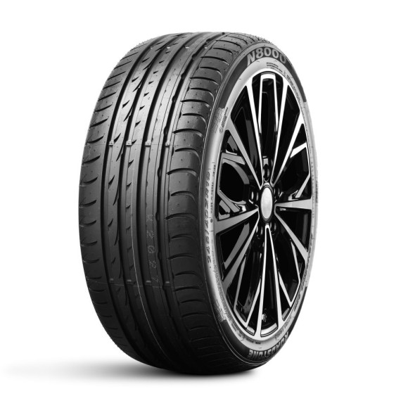 Шины Roadstone  225/40/18  Y 92 N8000  XL